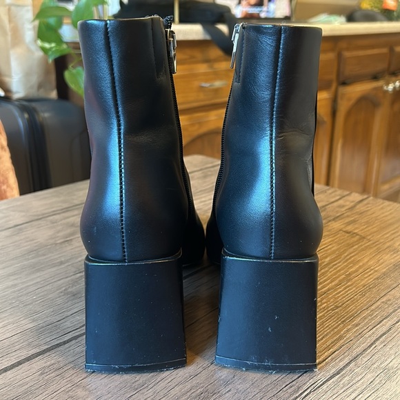 Dolce Vita Inogen H2O Waterproof Bootie, Black, Size 8.5 - Picture 4 of 13